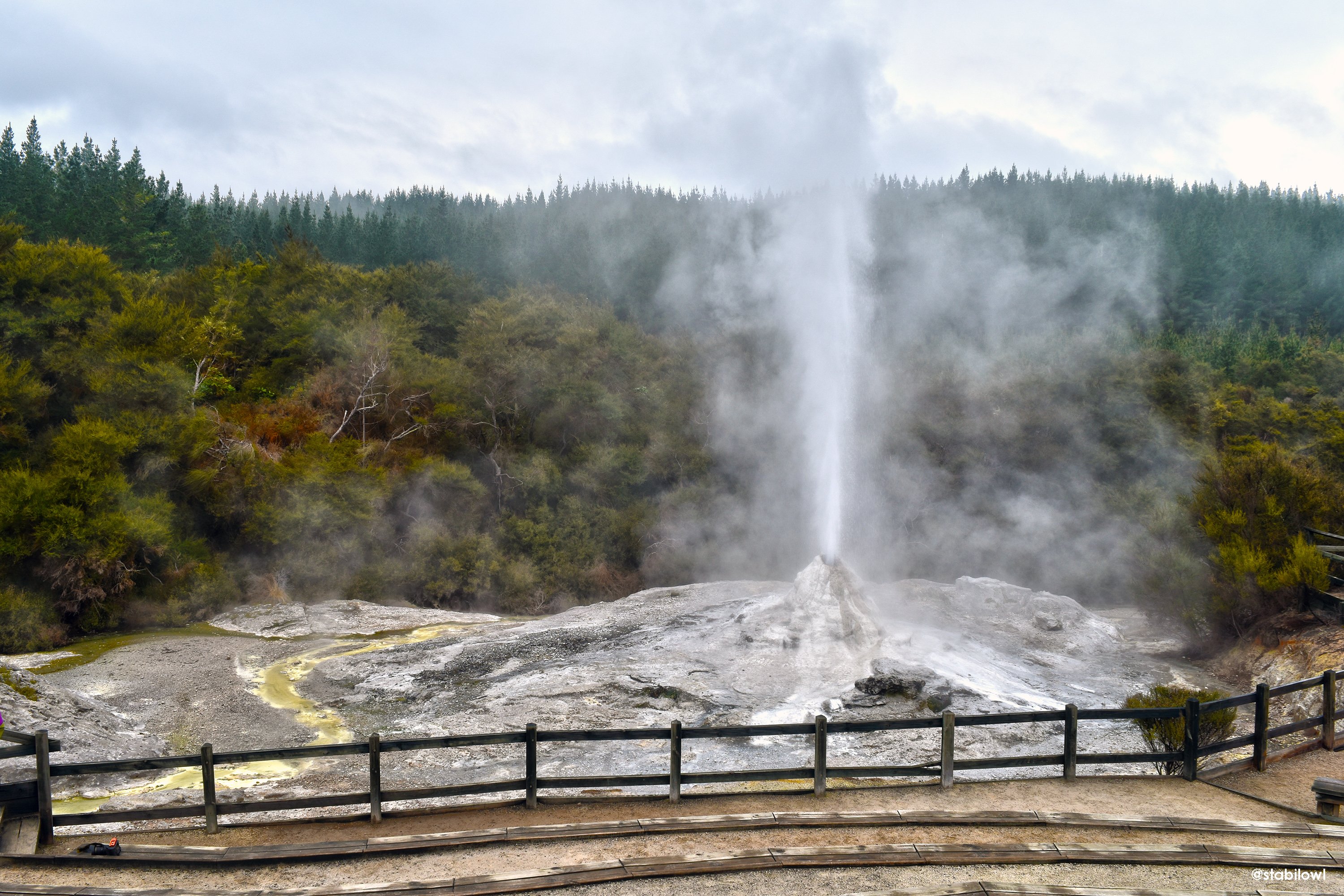 Travelling with Stabilo #25: Waiotapu Geothermal Wonderland