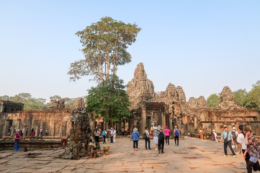 Smarthistory – The Bayon: A temple with many faces