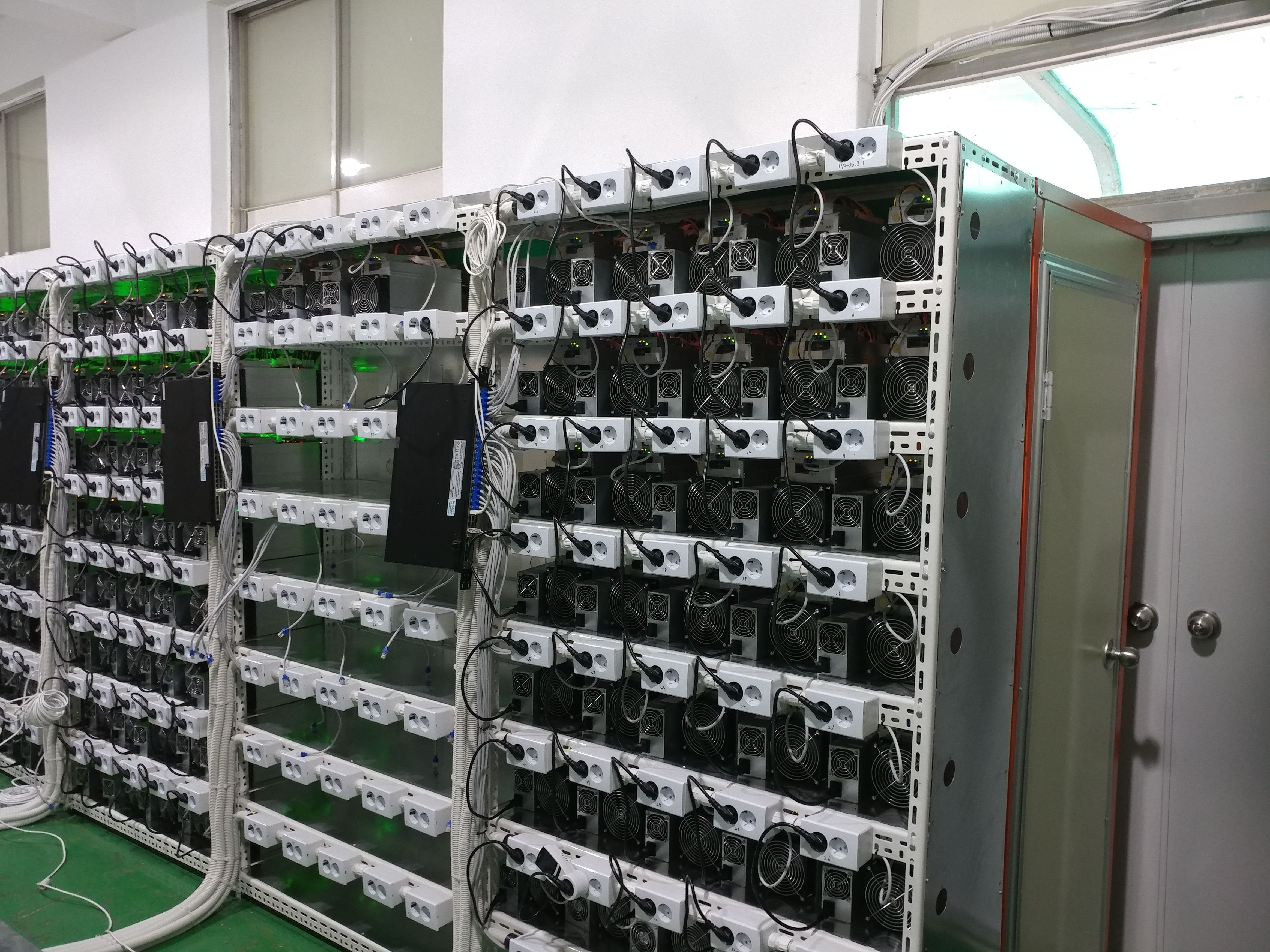 saios의 채굴이야기 2편 .채굴장을 다녀왔습니다. — Steemit