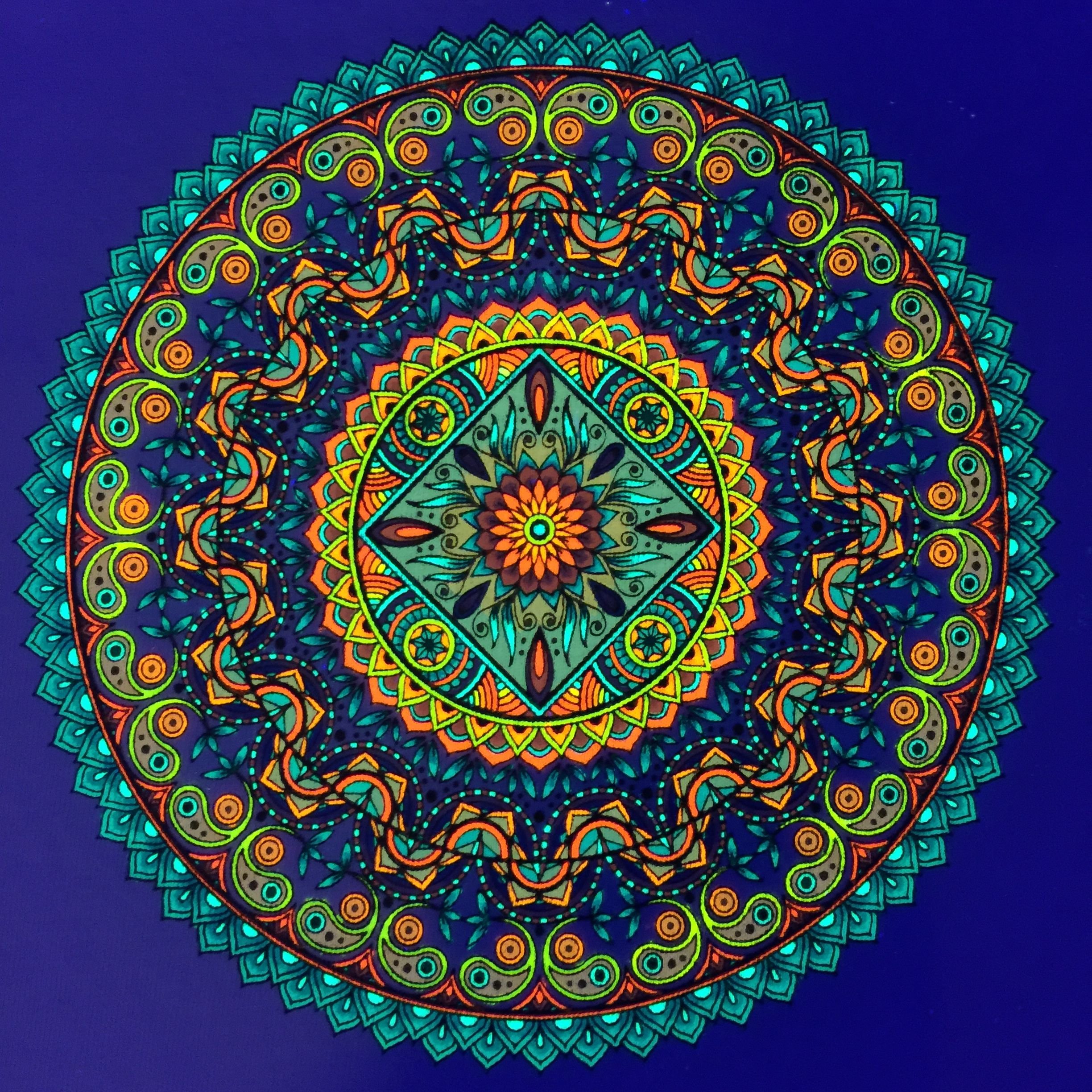 ファッションシーンで話題のこれから流行るブランド12選 hand  MANDALA paint パーカッション・打楽器