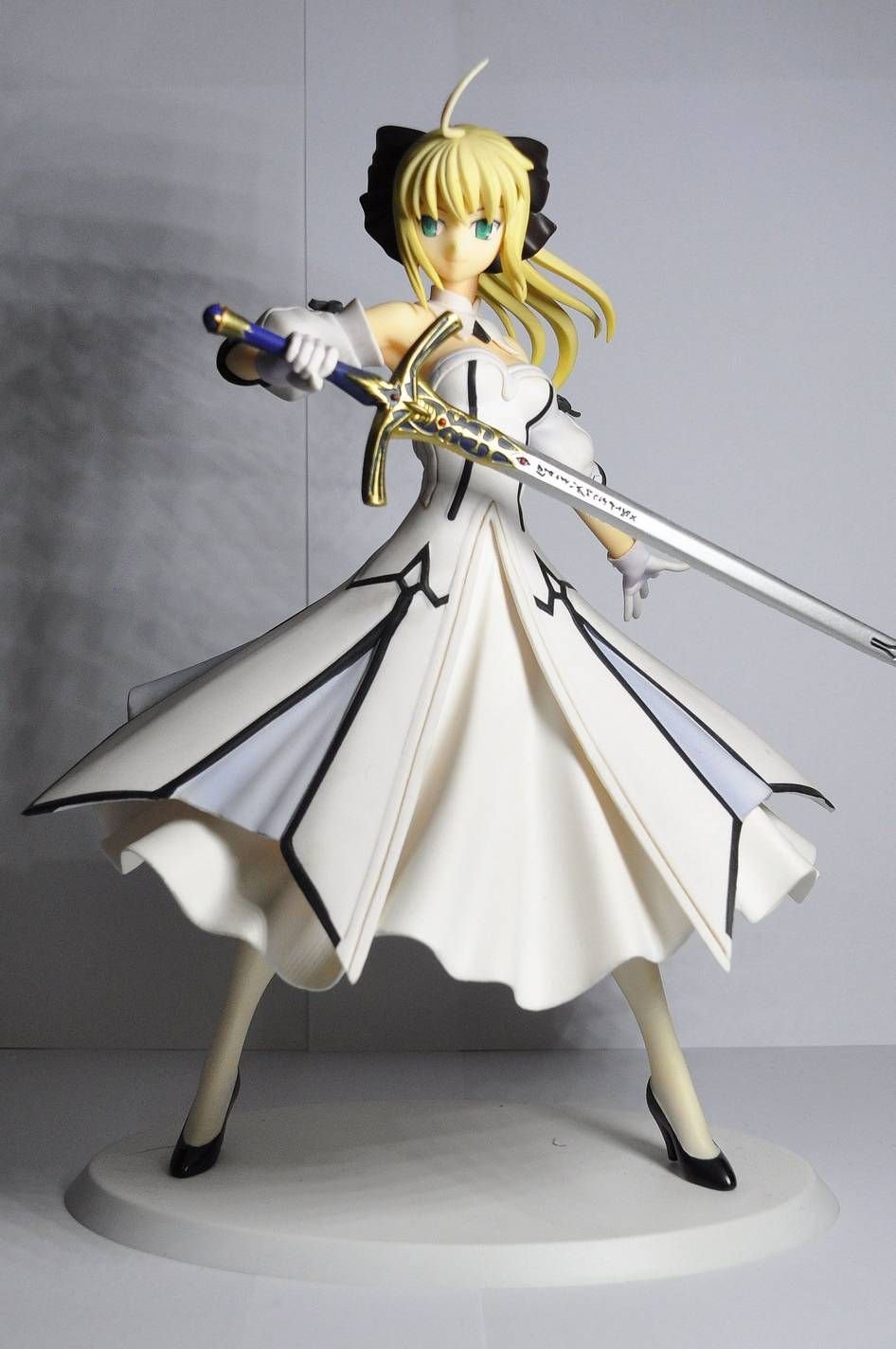 Fate/stay night Saber Lily 1/8 Scale PVC Painted Figure Gift