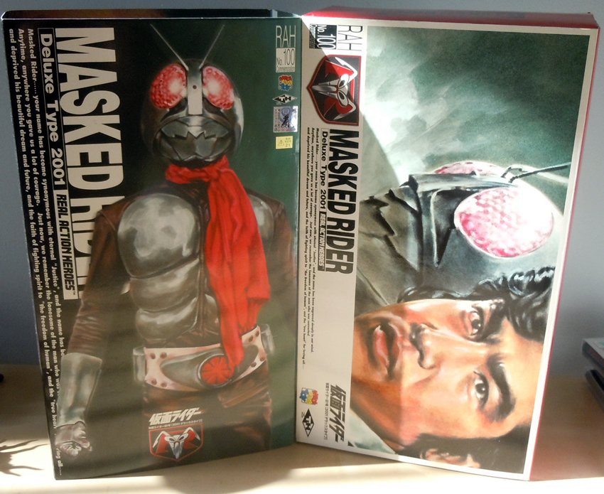 Collection 12: Medicom Toys RAH DX Kamen Rider Old 1 vs New