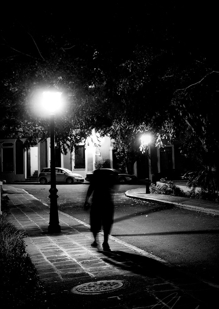 walking_night2.jpg