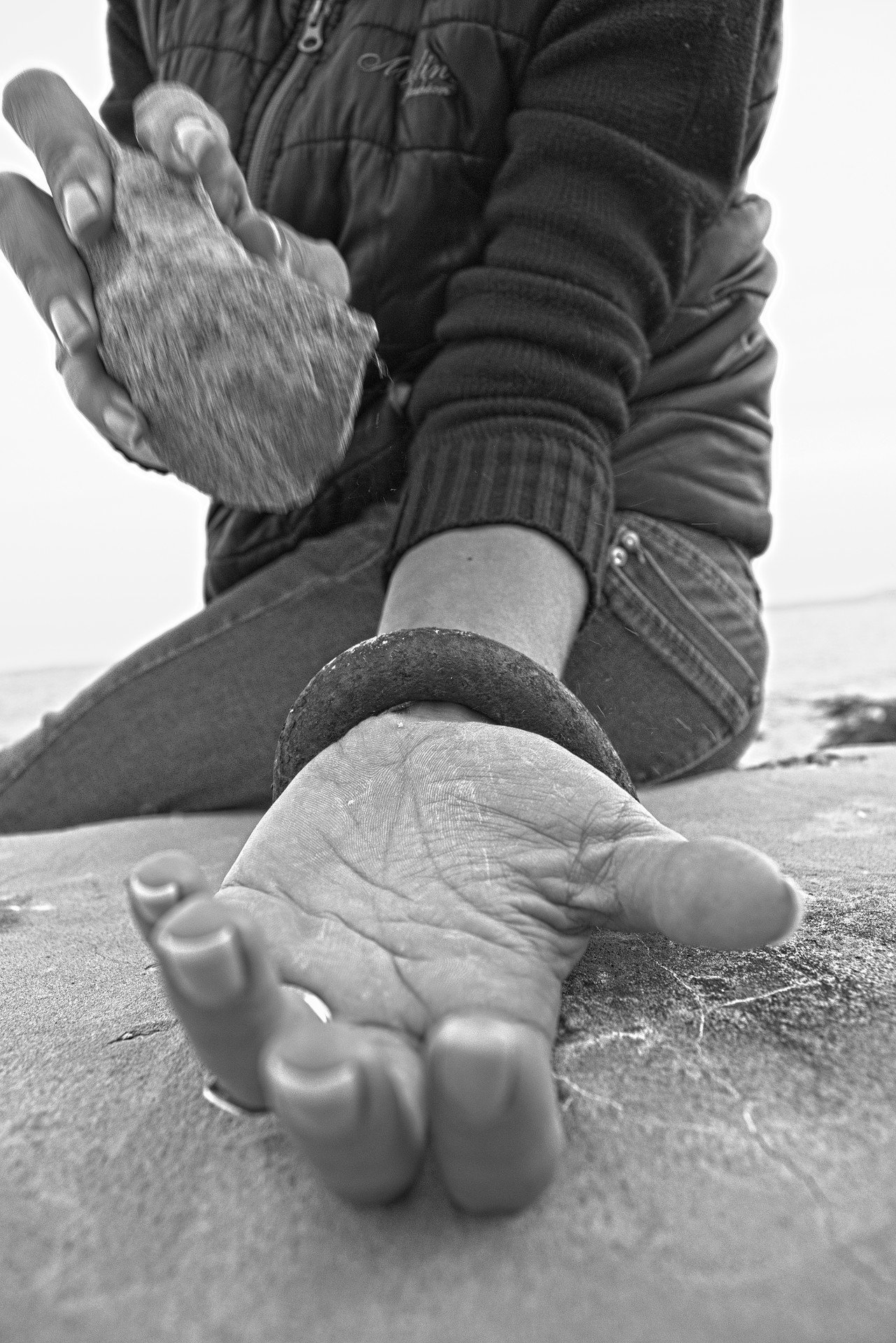 DEK Photography: SteemitPhotoChallenge Entry #13 - Hands