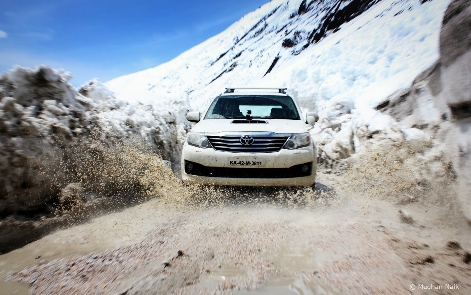 Fortuner, Zoji La