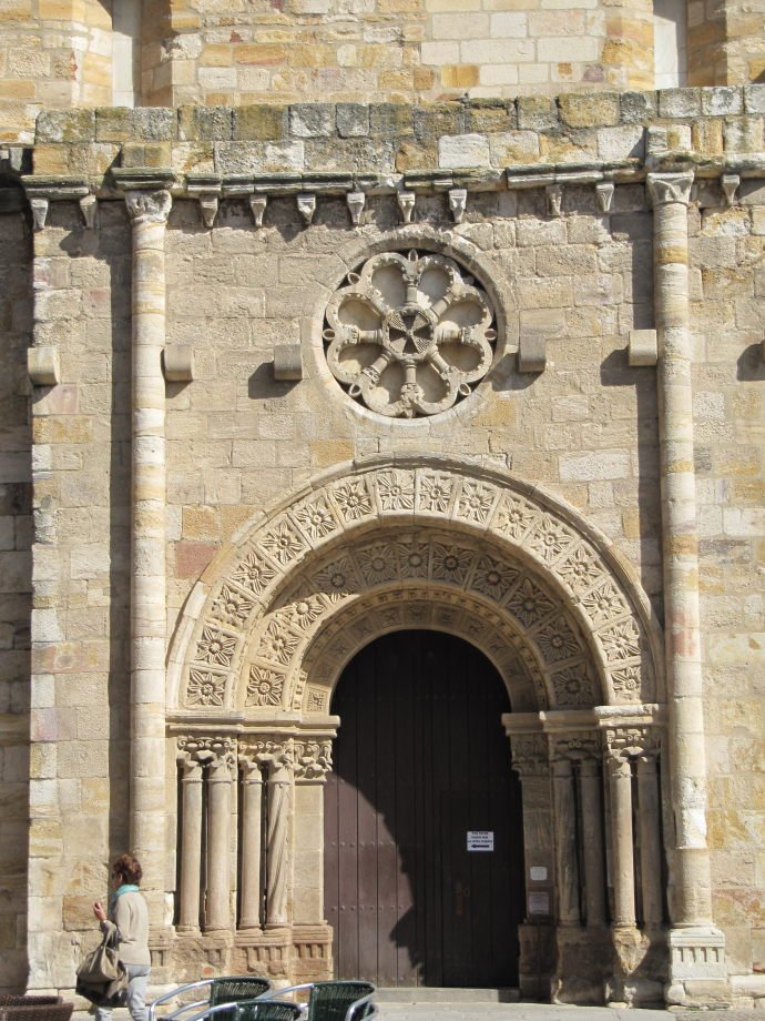 Cathedral doorway Zamora