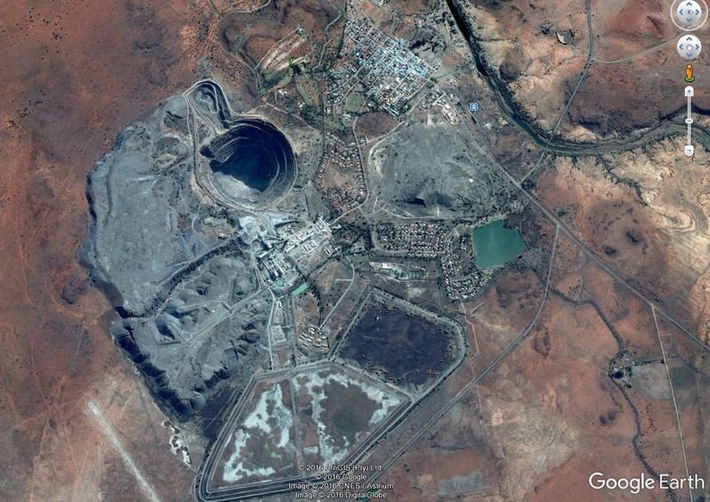These Diamond Pipes Are Found In Various Places On The Earth In Clusters Like This Once You Find One You Often Find Others Close By But Not All Kimberlite These Diamond Pipes Are Found In Various Places On The Earth In Clusters Like This Once You Find One You Often Find Others Close By But Not All Kimberlite