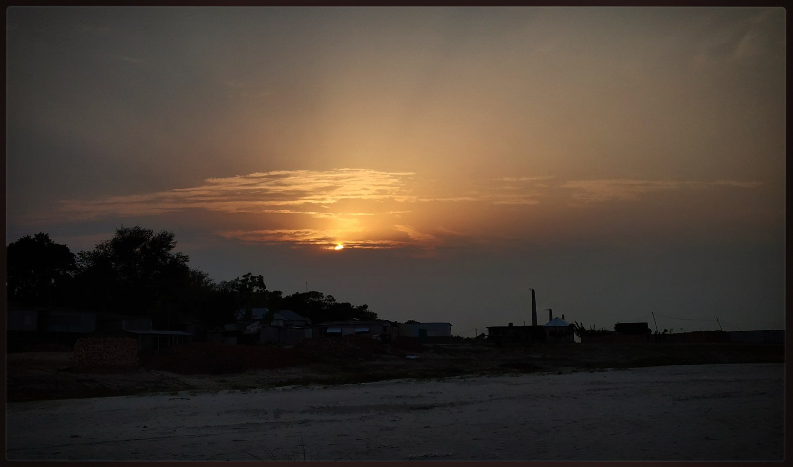 We Clicked Many Pictures There As You All Know I Loved To Clicked Sunset Photos So I Didnt Waste Any Time Capture The Moment In My Mobile F0 9f 98 8a We Clicked Many Pictures There As You All Know I Loved To Clicked Sunset Photos So I Didnt Waste Any Time Capture The Moment In My Mobile F0 9f 98 8a