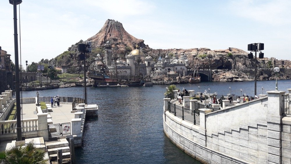 A Day at DisneySea, Tokyo, Japan!