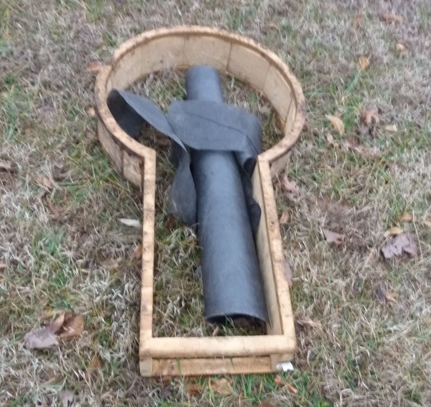 key hole frame