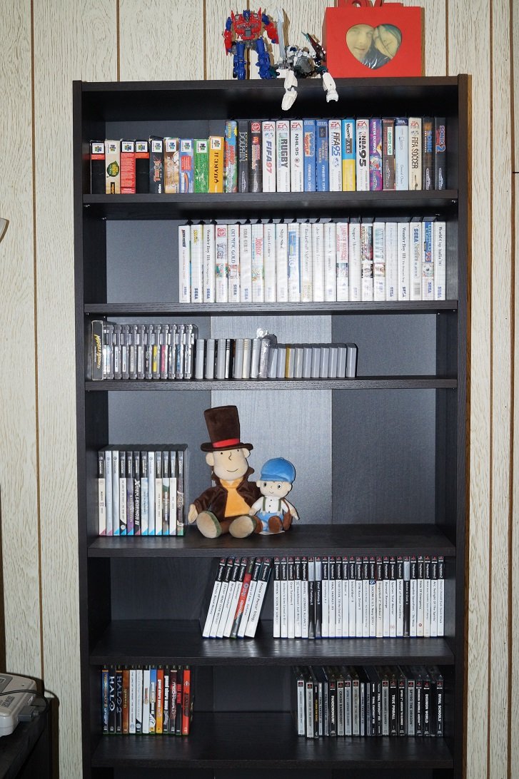 Retro shelf