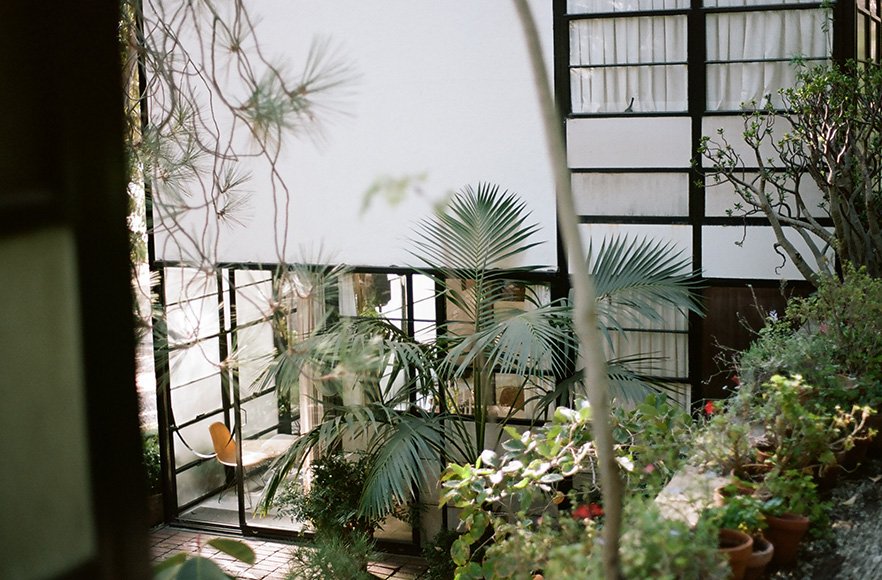 eames-house-mrmrobinson-2