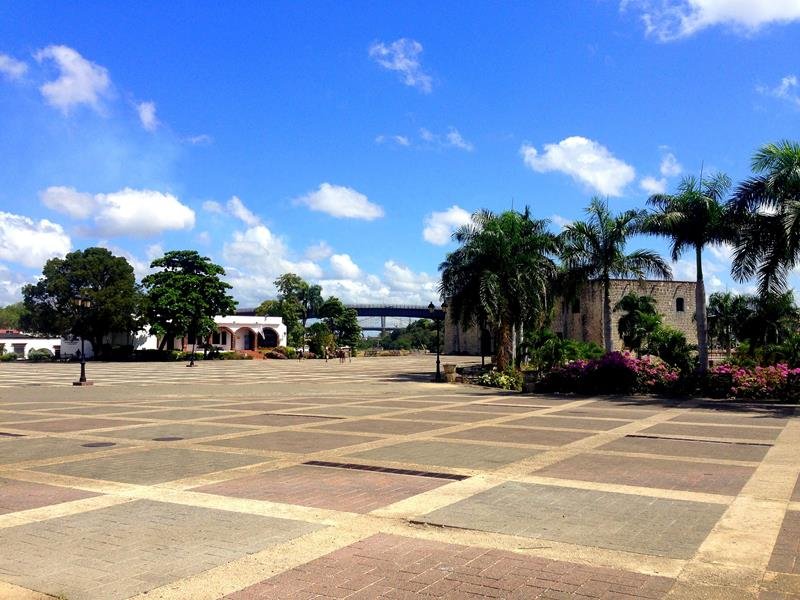 dominikanische_republik_450_santo_domingo_zona_colonial.jpg