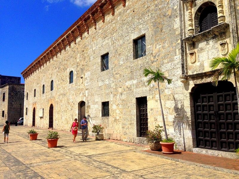dominikanische_republik_454_santo_domingo_zona_colonial.jpg