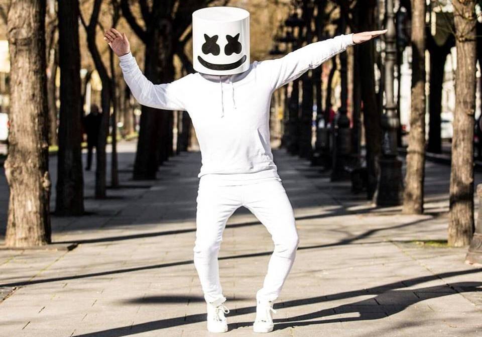 Reviewing Marshmello/Christopher Comstock! — Steemit