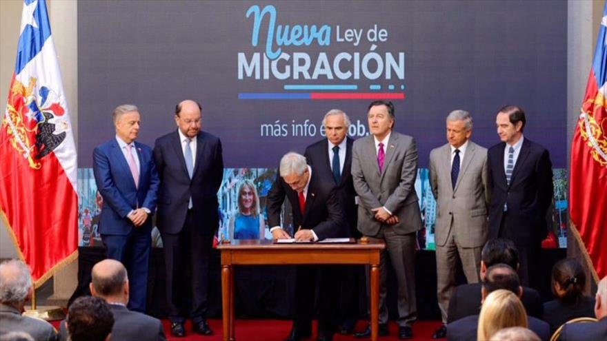 Presidente Piñera promulga los cambios en inmigración