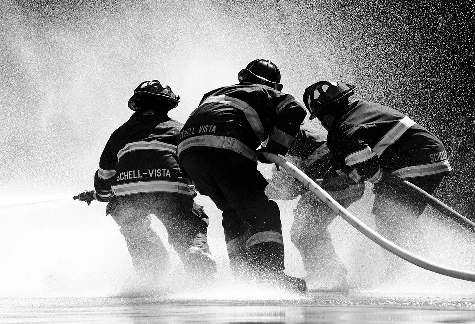 firefighter-1851945_960_720.jpg