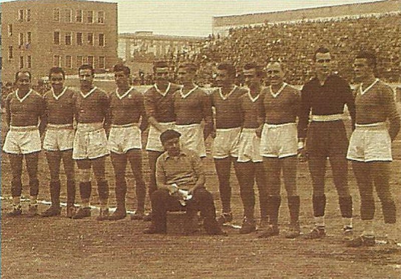 800px-Napoli_1946-1947.jpg