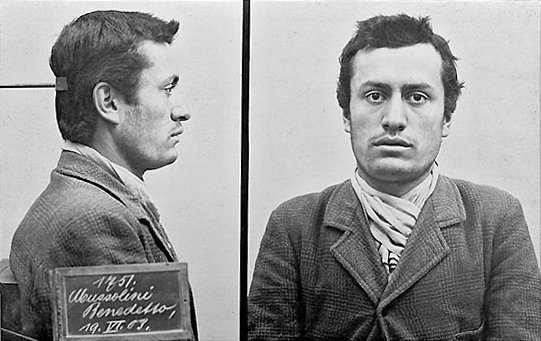 Benito_Mussolini_mugshot_1903.jpg