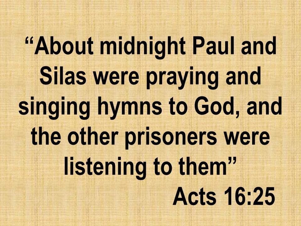Bible devotion. About midnight Paul and Silas were praying and singing hymns to God, Acts 16,25.jpg