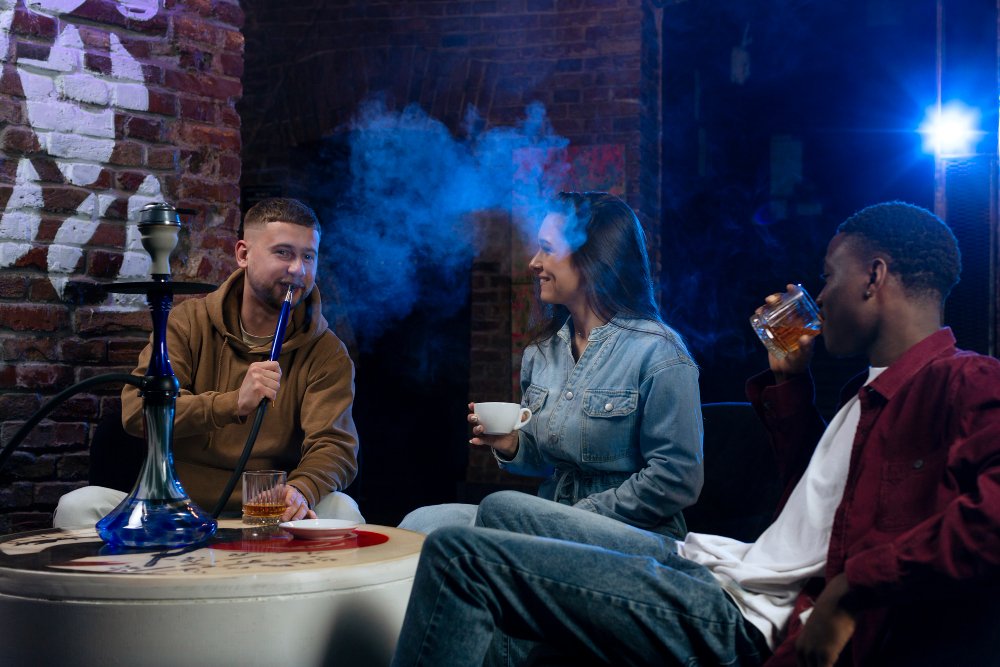 young-people-vaping-from-hookah-bar.jpg