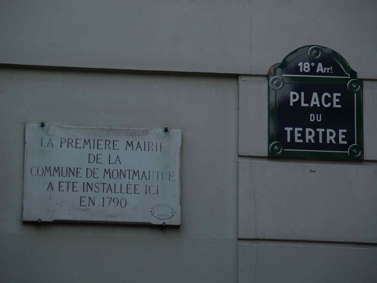 PLACE DU TERTRE Paris.jpg