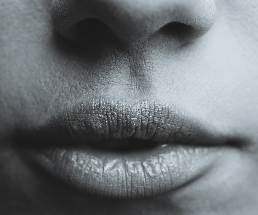 lips-839236_960_720.jpg