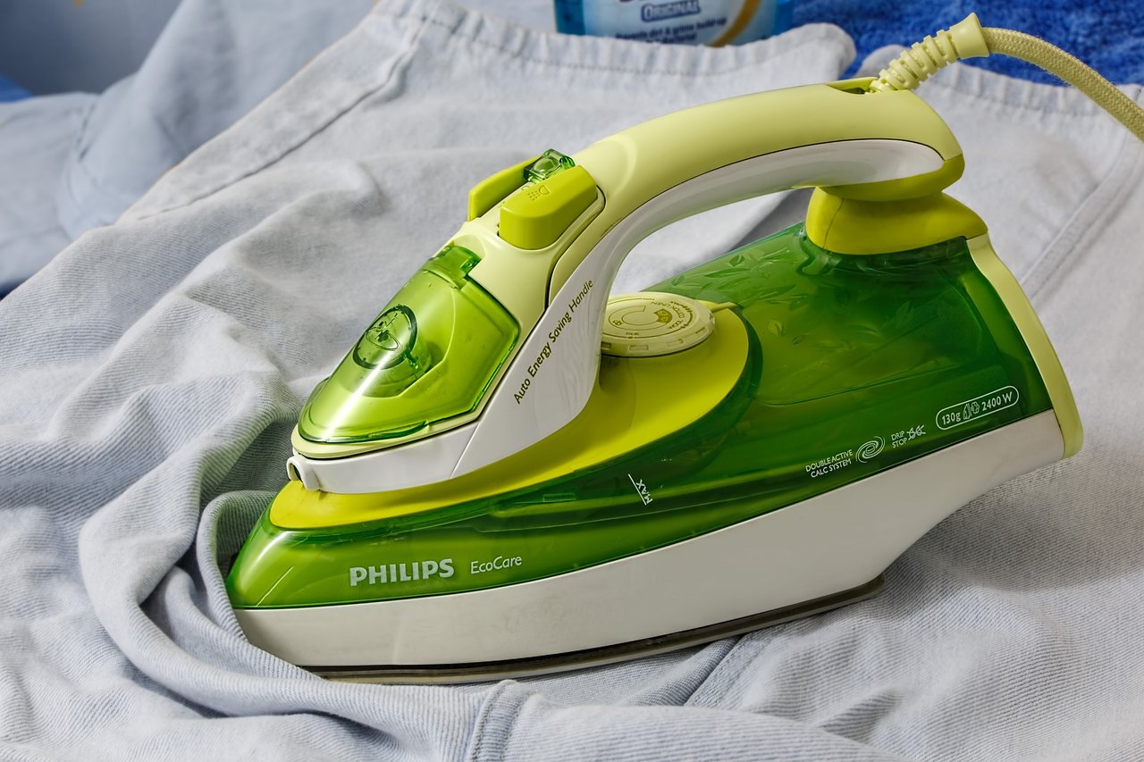 ironing-g4b2726773_1920.jpg