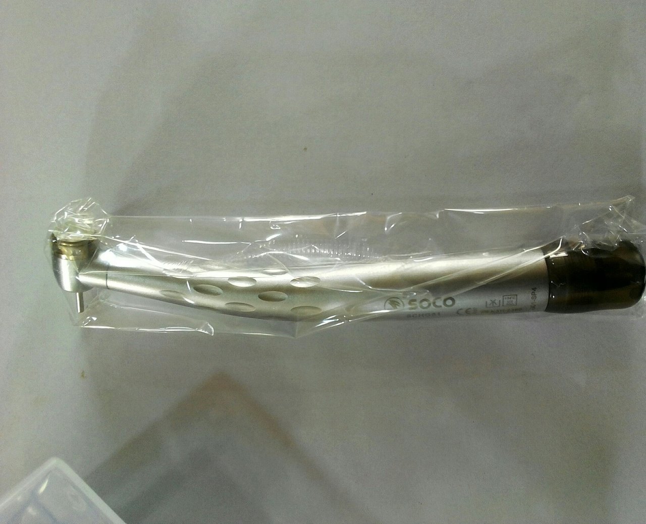 An High-speed Dental Handpiece.jpg