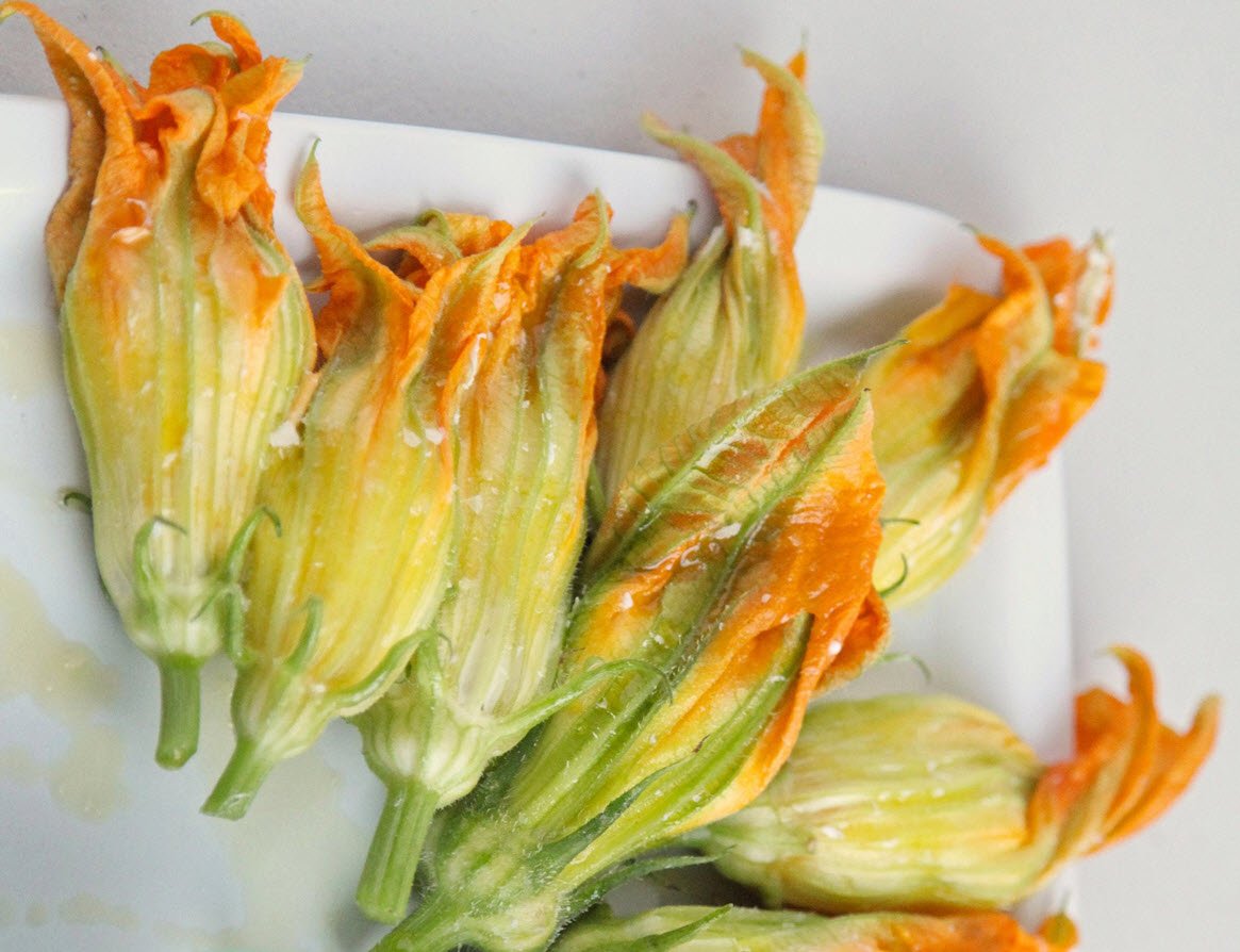 stuffed squash flowers.jpg