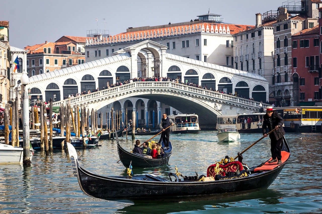 venice-2085864_1280.jpg