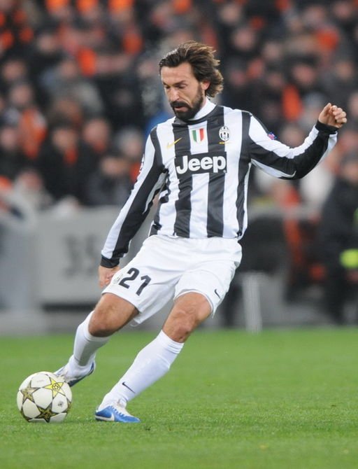 512px-Andrea_Pirlo_Juventus.jpg