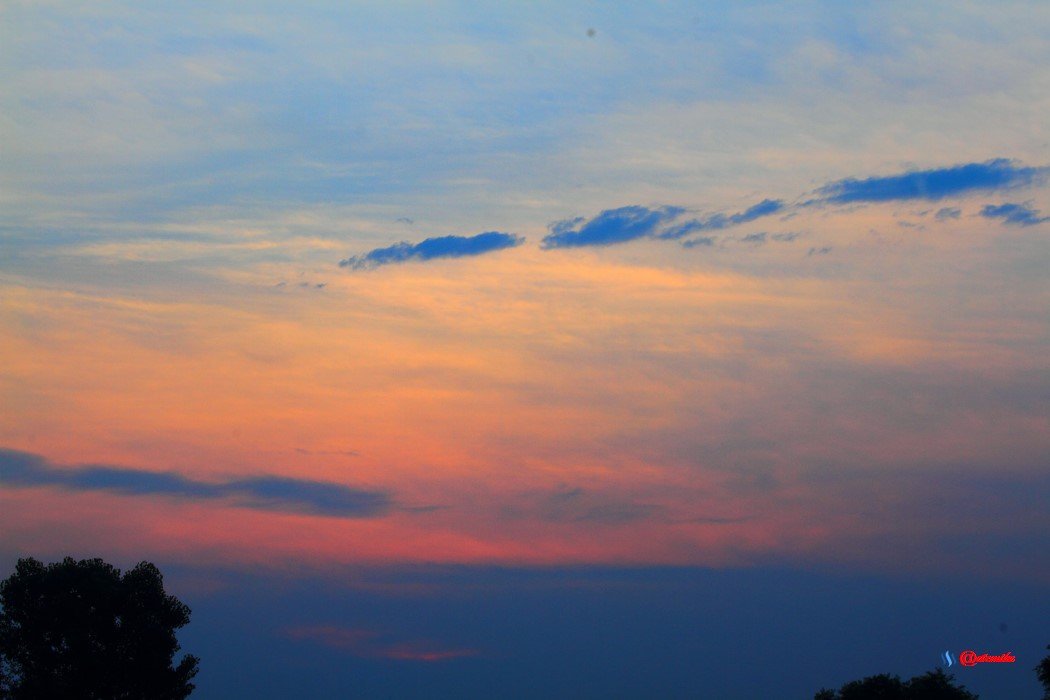 sunrise dawn clouds colorful SR0025.jpg