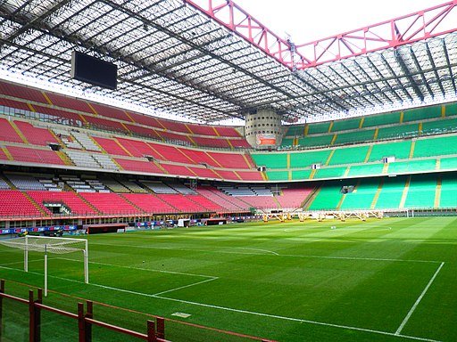 San_Siro_-_panoramio_(2).jpg