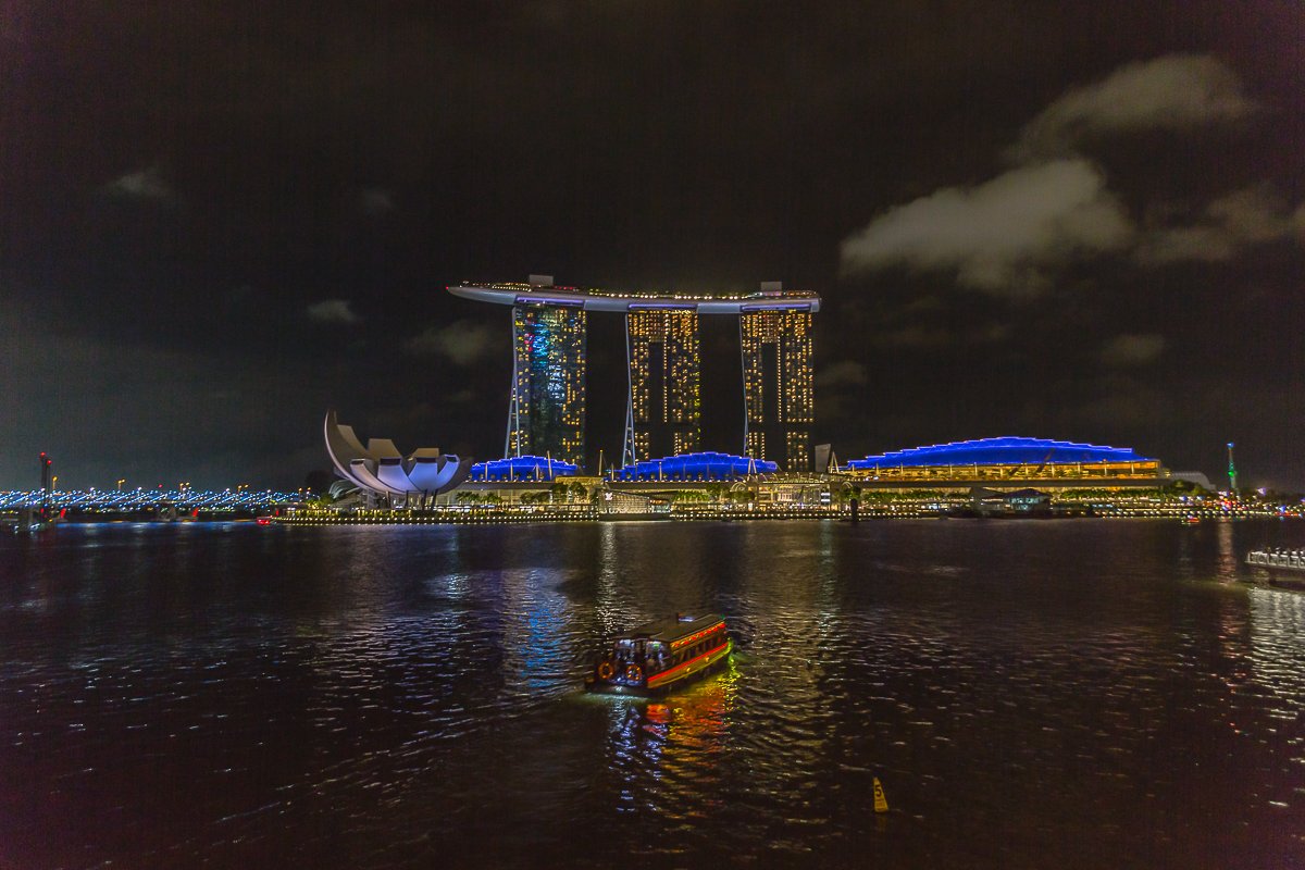 Singapore 29 marina sands bay.jpg