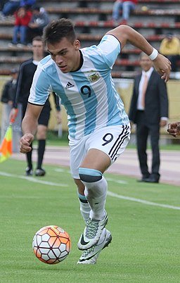 256px-Lautaro_Martínez_(cropped).jpg