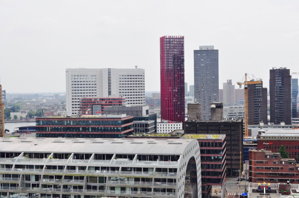 red apple vanaf toren laurenskerk.jpg