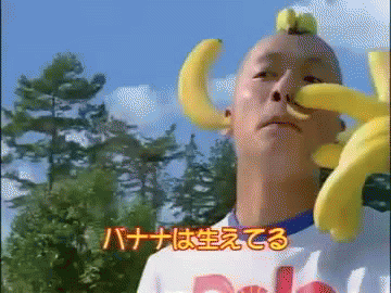 im-a-banana-im-a-banana-im-a-banana-look-at-me-move.gif