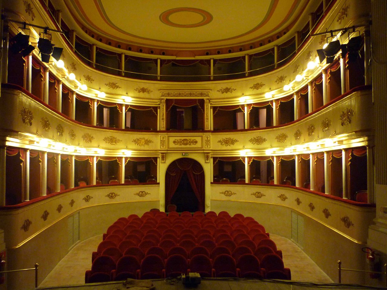 Un teatro.jpg