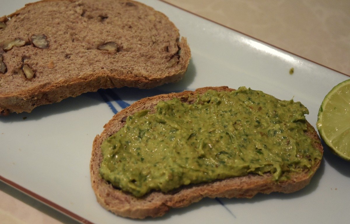 avocado-pesto-3.jpg