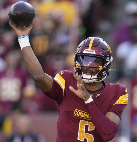 Washington Captials Quarterback - Jayden Daniels