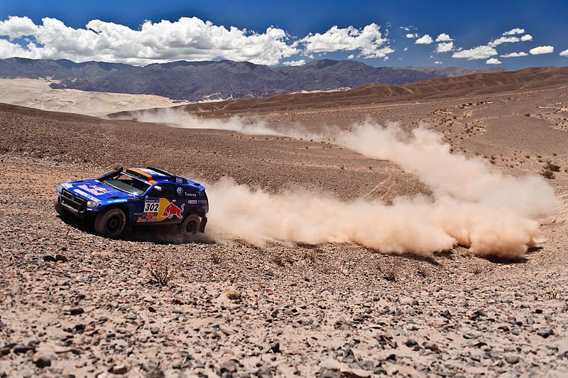 Nasser_Al-Attiyah_2011_Dakar_Rally_002.jpg