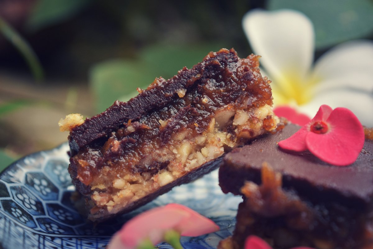 chocolate-caramel-bar-11.jpg