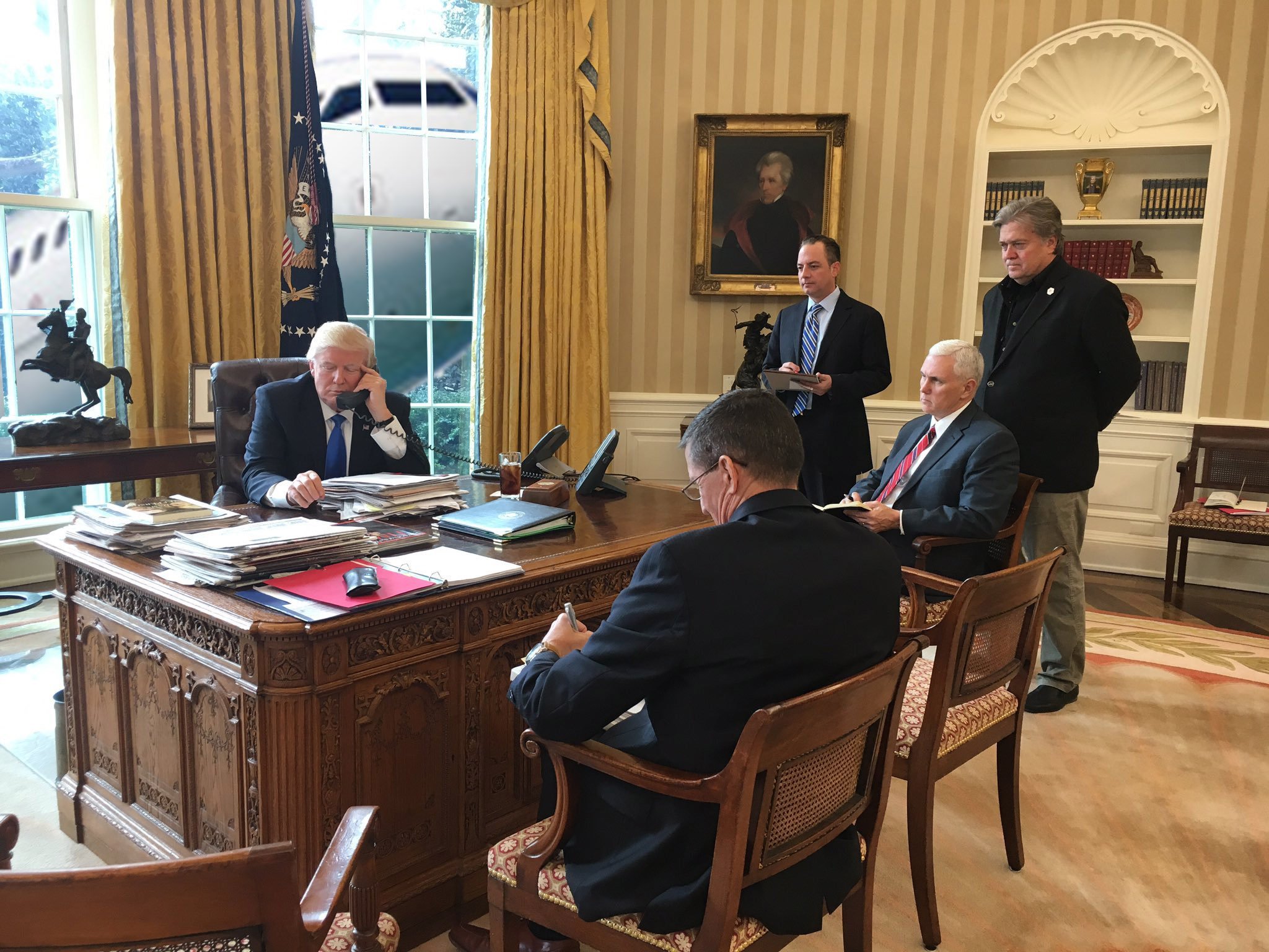 Trump_speaking_with_Putin_oval_office.jpg
