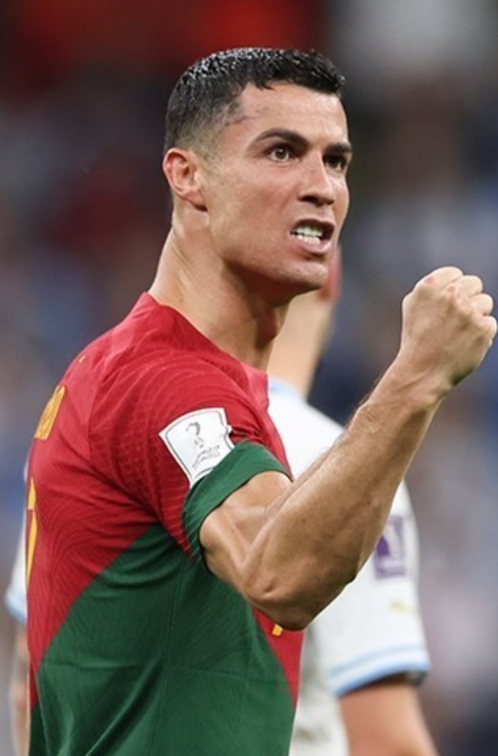 Cristiano_Ronaldo_WC2022_-_02.jpg