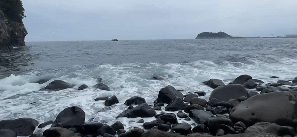 KakaoTalk_20250716_163855342-ezgif.com-video-to-gif-converter.gif