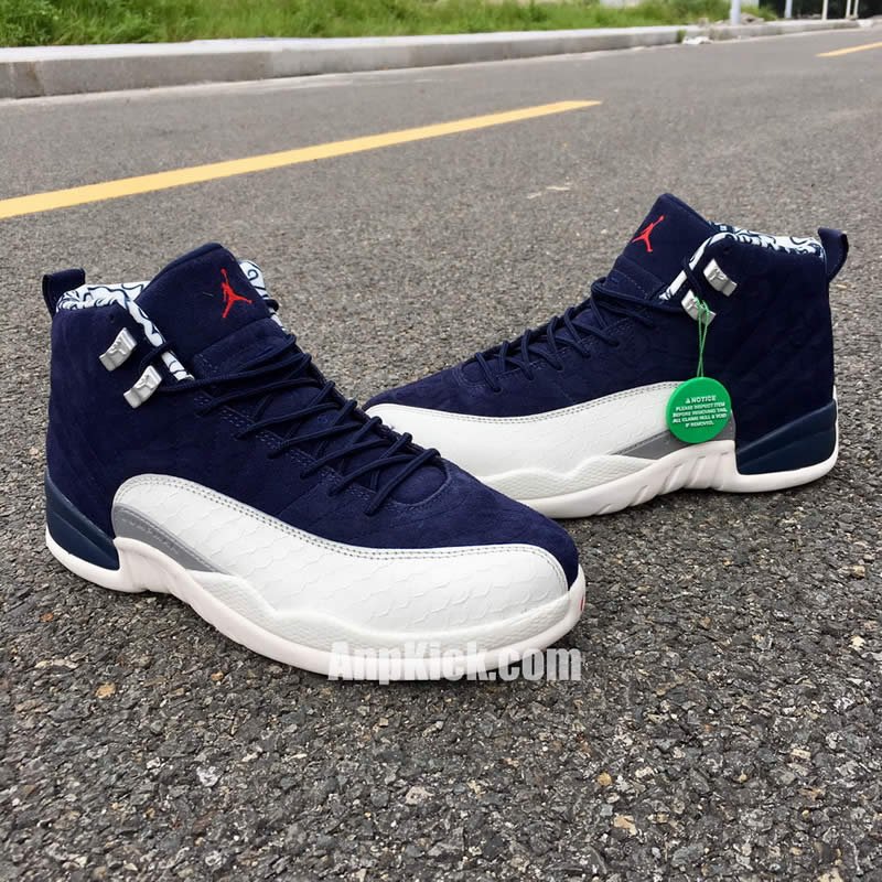 international flight 12s on feet