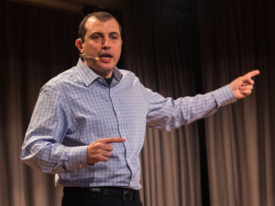 Andreas_Antonopoulos_in_Zurich_2016.jpg