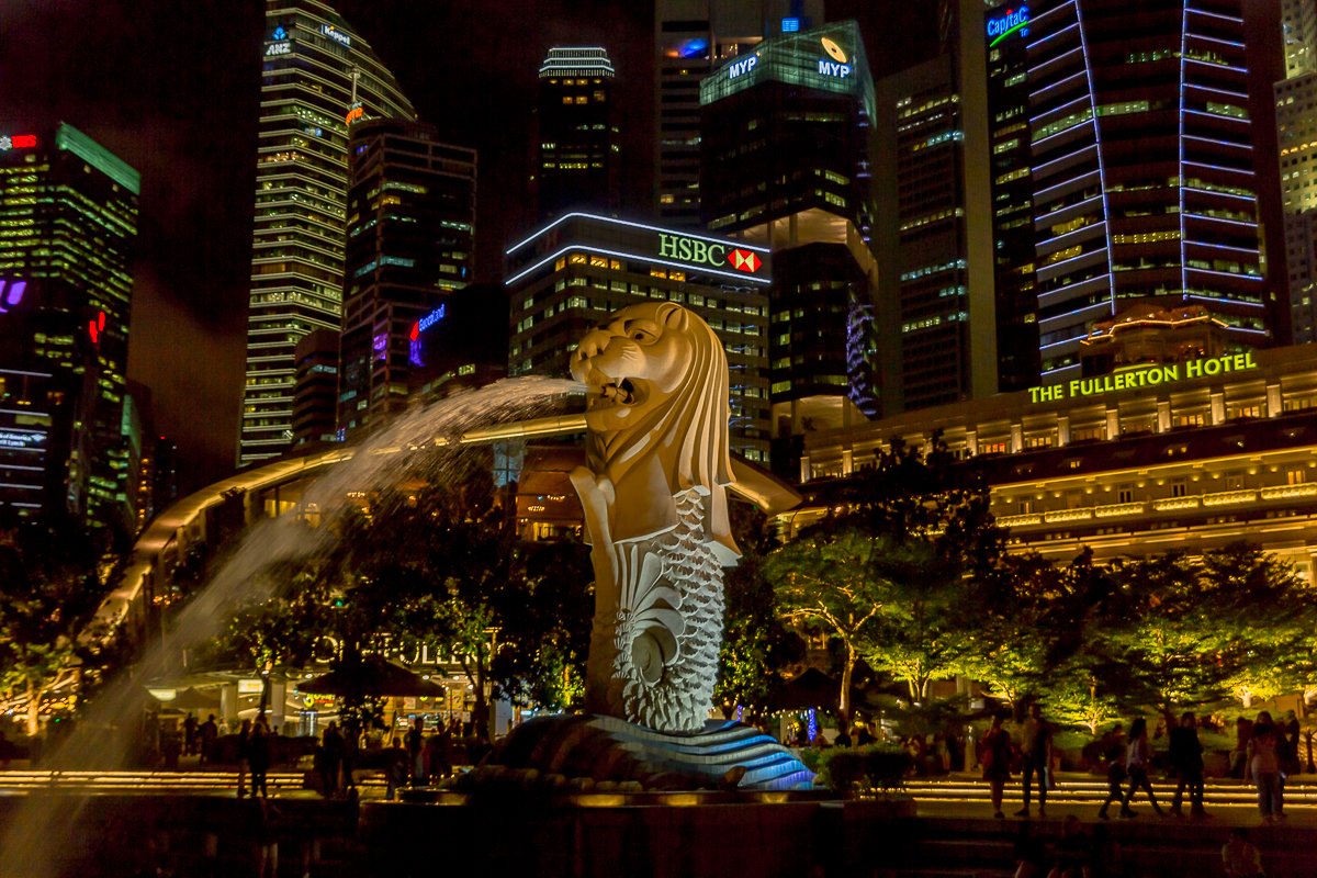 Singapore 25 lion cityscape 1-3.jpg