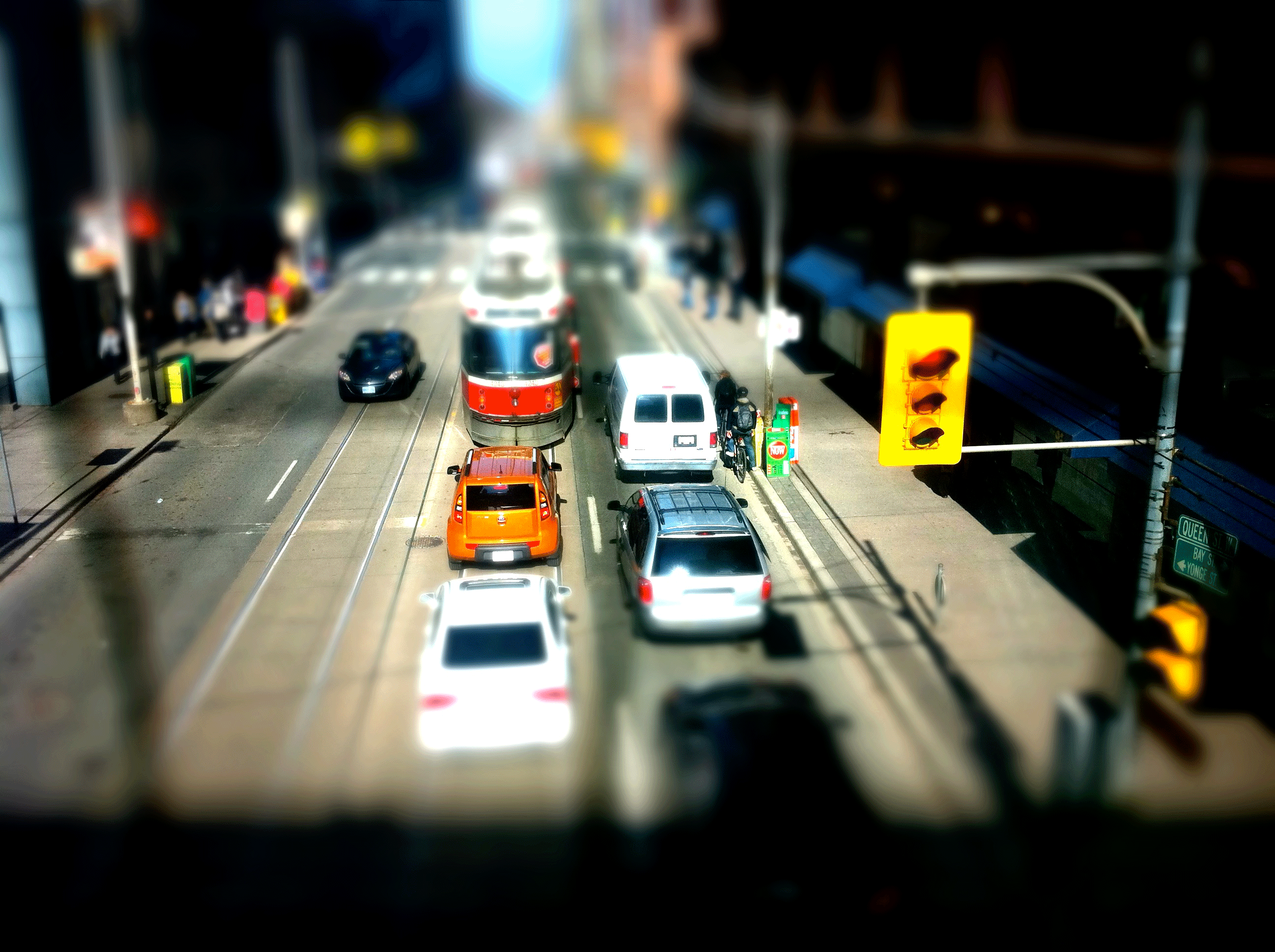 IMG_0449---Toronto-Tilt-Shifted-1---MORE-LIKE-ILLt-SHIFT.gif